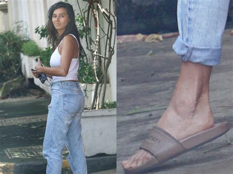 While it has been quite some time since the speculation started doing the rounds. Farhan Akhtar's girlfriend has a very FINE taste, her nude ...