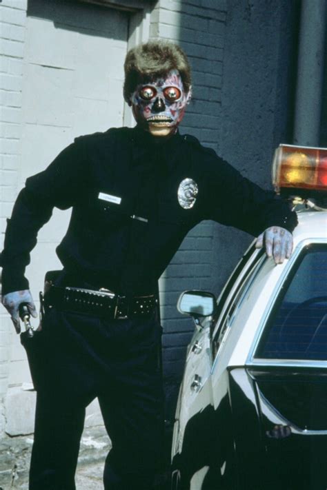 1988 They Live Scary Movies Horror Movies They Live Movie