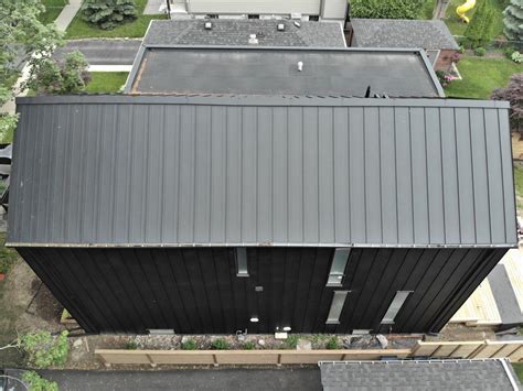 Houses With Black Metal Roofs Metal Roof Experts In Ontario Toronto