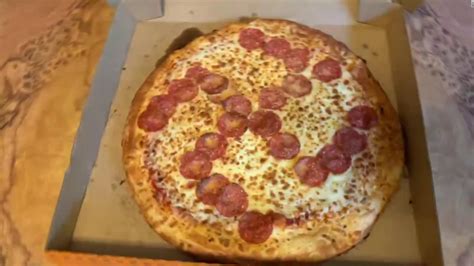 Couple Receives Pizza With Pepperoni Swastika Cnn Video