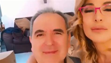 I commenti non si sono fatti attendere. Barbara D'Urso con Lamberto Sposini su Instagram: l'ira ...