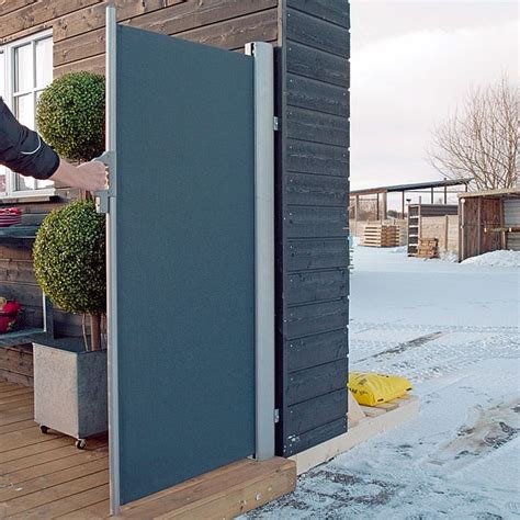 Es ist ein beweglicher sichtschutz, der uns in haus und garten je nach bedarf begleiten kann. MOBILER SICHTSCHUTZ ALU ANTHR. 160X300cmSUNFUN | Mobiler ...
