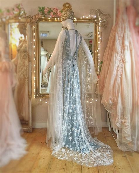 Women vintage long sleeve christmas 1950s housewife evening party prom dress. 1920's starry night wedding dress | Fantasy gowns ...