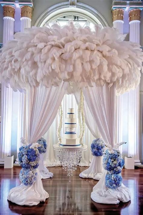 And to give you some major indian wedding decoration ideas, i have curated a list of 40 best wedding stage decor photos that you can show to your decorator and have. 10 12inch25 30cm DIY Ostrich Feathers Plume Centerpiece ...