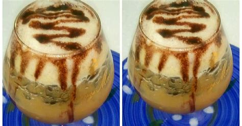 Apr 15, 2021 · sementara untuk menu dessert alias pencuci mulut, tersedia berbagai varian ice cream corner, es cappucino cincau, strawberry pudding, blueberry panacotta, lychee jelly, green tea vanilla pudding, es almond lychee, dan lainnya. Resep Es cappucino cincau ☕ oleh Mia Shary - Cookpad