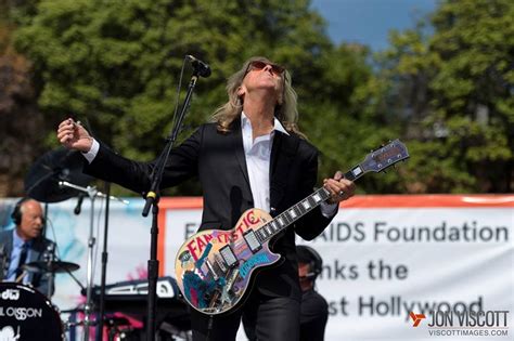 It has employees throughout the united states and. Davey Johnstone Tower Records Concert 2016 | Elton john ...