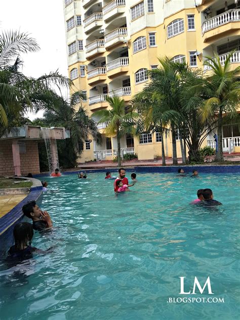 Is parking available at pantai indah resort hotel pangandaran? LOVE IS WONDERFUL: Bermalam di Pantai Indah Seaview Resort ...