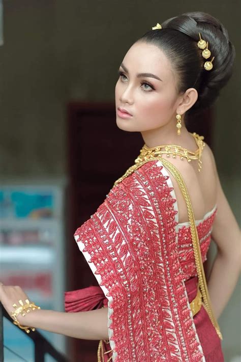 Pin On Amazing Cambodia Wedding Outfits