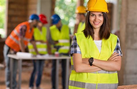 Around A Third Of Uk Home Owners Would Employ A Female Builder New