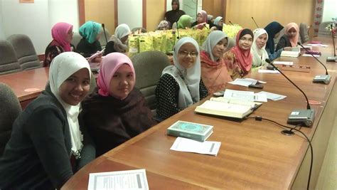 Nur adiba mohamad daud khatam khatam khatam. ciNciN d'jAri mAnis: mAjLis kHatam aL-QurAn