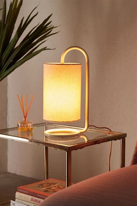 Cool And Stylish Desk Lamp Ideas Make Your Nightstand Fancy With This