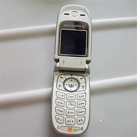 Old Motorola Phone Mobile Phones And Tablets Others On Carousell