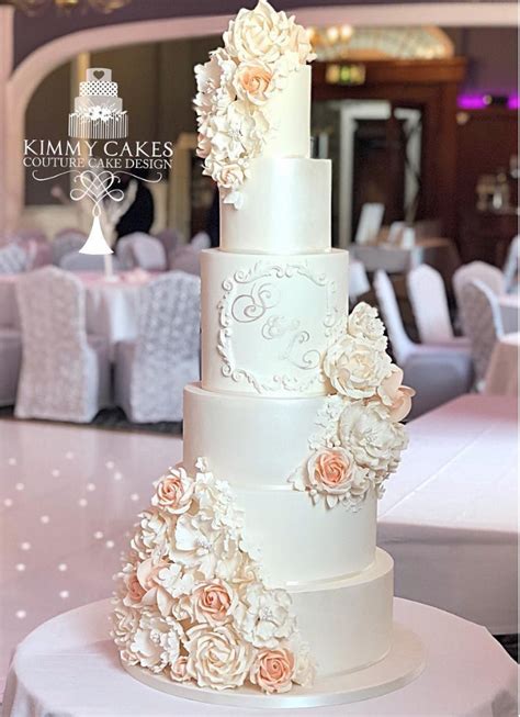 Peach Wedding Cake With Flowers Telegraph