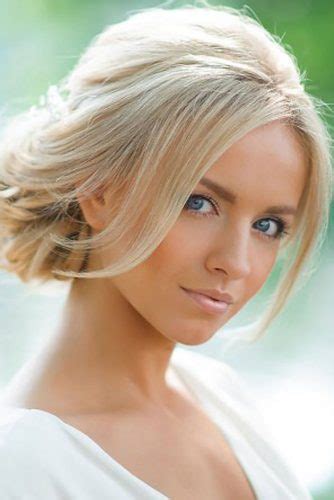 Here are some tips for your christmas look. 18 SHORT HAIRSTYLES TO WEAR AT THE CHRISTMAS PARTY - My ...