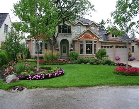 23 Landscape Ideas To Have A Good Appeal For Front Yard Home Design Lover