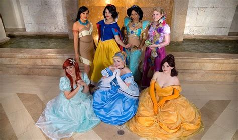 21 Creative Group Costume Ideas For Girls Girl Group Costumes Disney Princess Costumes Diy