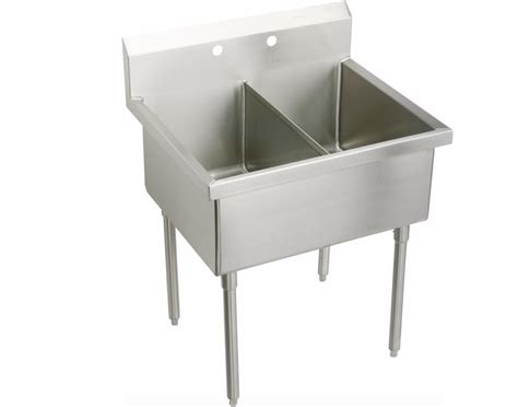 Choose from a selection of undermount and overmount options to suit your design style. 10 Easy Pieces: Outdoor Work Sinks - Gardenista