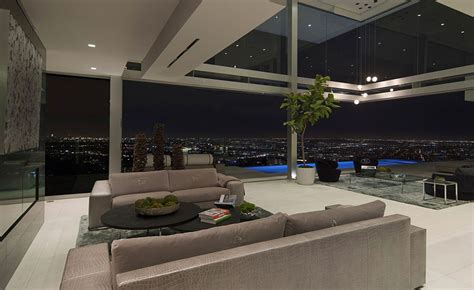 exquisite hollywood mansion captures  picturesque views
