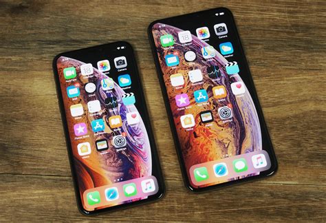 Aug 13, 2020 · the iphone 11 pro max looks the same from the front as the iphone xs max. L'autonomie des iPhone XS et XS Max ne tient pas ses ...