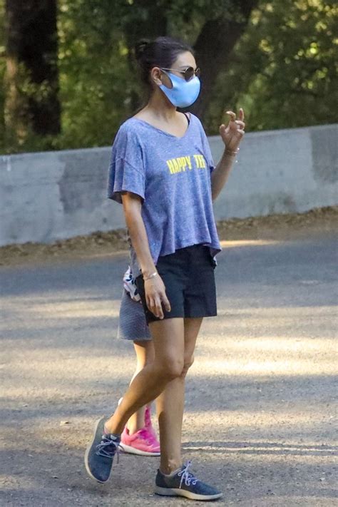 Milena markovna kunis is an american actress and producer. Mila Kunis - Out For a Walk in LA 10/07/2020 • CelebMafia