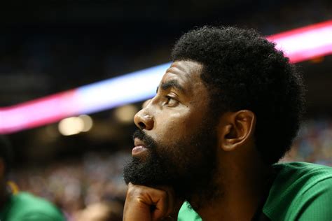 Kyrie Irving apologizes to science teachers for flat earth comments