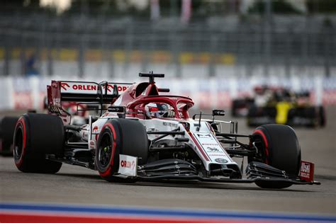 ¡todo preparado para la última carrera del día! Raikkonen nega rumores sobre contrato com Alfa Romeo para ...