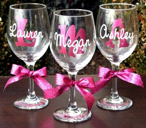 7 Monogrammed Bride And Bridesmaids Sparkling Personalized Wine Glasses 2239148 Weddbook