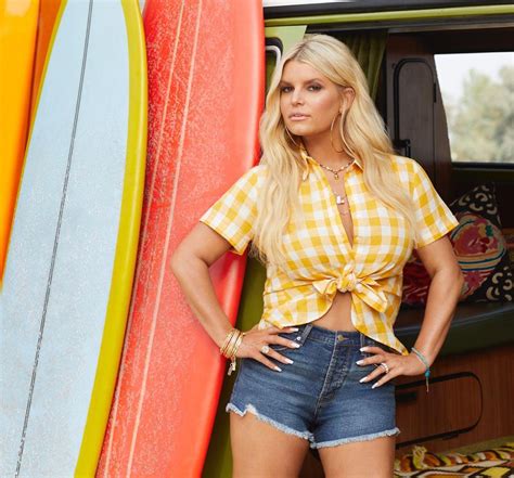jessica simpson 40 flaunts incredible 100lbs weight loss in daisy dukes denim shorts the us sun