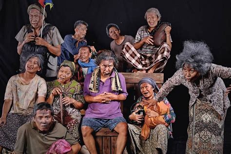 Mengenal Teater Kontemporer Di Indonesia Ciri Ciri Unsur Dan Riset Sexiz Pix