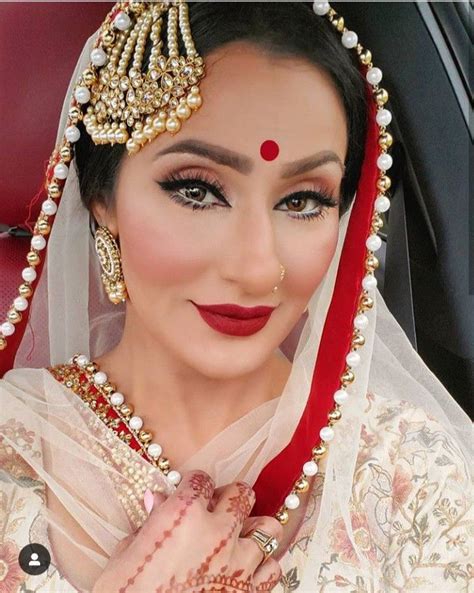 Pin By Beauty And Grace On Beautyandgrace Beautiful Indian Brides