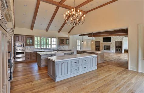 Kanye West and Kim Kardashian's New House - This Is What ...