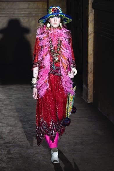 Sfilata Gucci Parigi Collezioni Primavera Estate 2019 Vogue