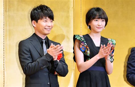 Search for text in url. 星野源結婚 / 星野源・新垣結衣の結婚に芸人も続々反応 クロ ...