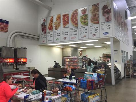 The sam's club food court specializes in providing fast and affordable food for shoppers and their families. Variedade e Exclusividade - Avaliações de viajantes - Sam ...