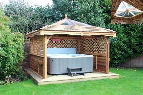 Below are 63 hot tub design ideas and insights from professional designers and installers to help you create the perfect outdoor space for many folks love the idea of sinking a hot tub into a deck. Image result for DIY hot tub enclosure winter | Hot tub ...