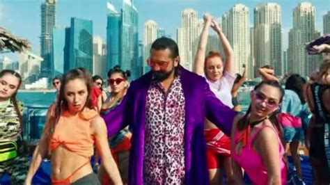 Missing Honey Singh Yo Yo Is Back With The Teaser Of His New Song Loca Watch Video India Tv