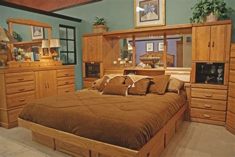 Completely customizable, choose from predesigned models or design something completely new to suit your style. Temptation Wall Unit | Bedroom wall units, Bedroom ...