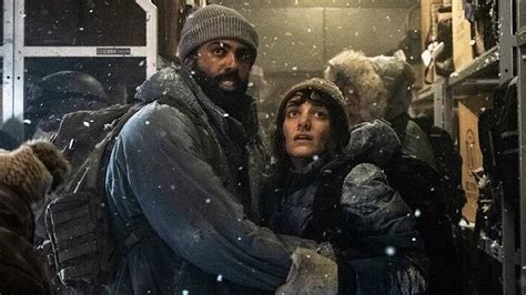 Netflix Dévoile Un Teaser Inédit Pour La Série Snowpiercer Vanity