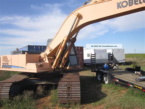 Kobelco 909 Excavator With Allis Chalmers Front End Loader