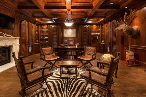 African living room design is good ideas for those who want to present wild appearance in their home and also want to enjoy beautiful atmosphere in the living room. 28 African Safari Decor Ideas (2021 Adventurous Decorating ...