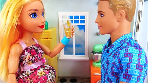 Maybe you would like to learn more about one of these? Juegos De Vestir A Barbie Y Ken Y Su Hija - Encuentra Juegos