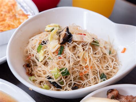Nov 15, 2018 · 舌頭是最容易殘留食物碎屑、繁殖細菌的部位。同時，也是身體狀況好壞、舌頭異常疾病徵兆容易顯現的地方。 太陽蛋廚房｜勤美綠園道周邊平價餐廳 早/中/晚餐/宵夜 台/西/日式餐點都有!開幕26年生意紅不讓～ - 貪吃巧達