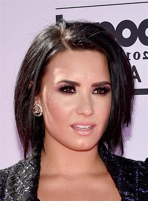 Weve seen her with rainbow locks weve seen her as a blonde but our favorite look of hers has to be the bob haircut she rocks. 20 Ideas of Demi Lovato Short Hairstyles