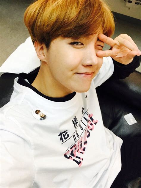 Fan account for #⃞hobi ㅠㅠ | © on pics «170124». Resultado de imagem para J-Hope | J Hope | Pinterest | BTS ...