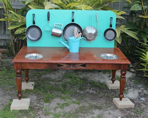 Making a Mud Kitchen for Kids | Finlee & Me