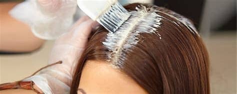 Si no notas ninguna reacción, puedes aplicar el. 4 formas naturales de quitar el tinte del cabello ...