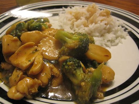 Simmer until the sauce reaches the desired thickness. Valerie's Favorite Recipes: Chicken and Broccoli - Chinese ...
