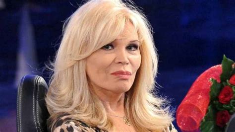 Born in 1939 ()) is a french singer, songwriter, painter, television presenter, actress, and former model. Amanda Lear ammette 'Ho rivelato di essere nata uomo per ...