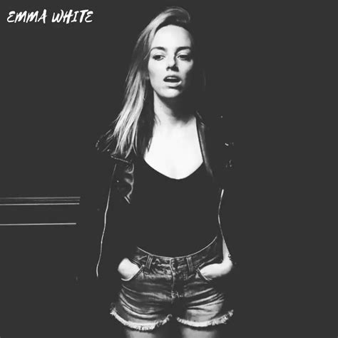 Premiere Emma White Brings An Intimate Fresh Voice To Country Pop