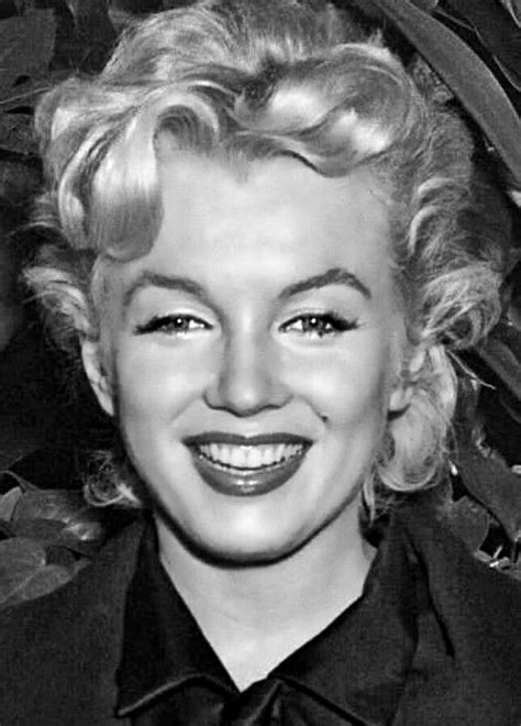 Pin By Rudy Valdez On Marilyn Monroe In 2022 Marilyn Monroe Portrait